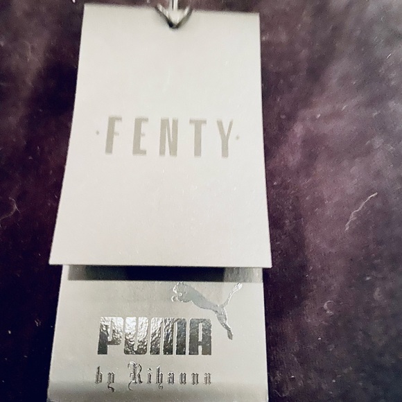 NEW w TAG Fenty by PUMA velour lace up black medium leggings. - Picture 7 of 8